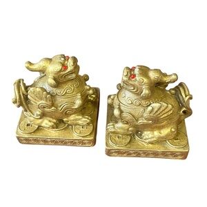 Pair of Feng Shui Pi Xiu Statues Small Pi Xiu Figurine Set - Wealth & Luck